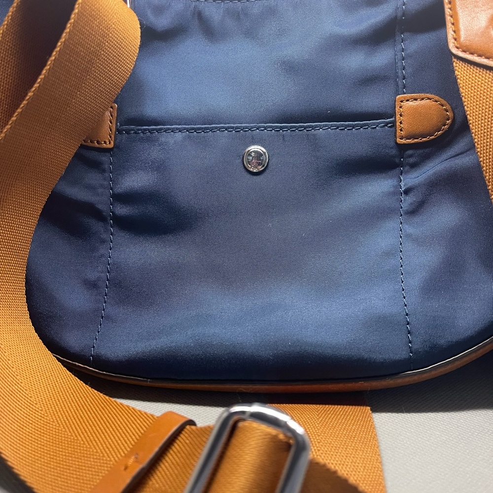 Ralph Larsen Navy and Tan Crossbody Bag H46